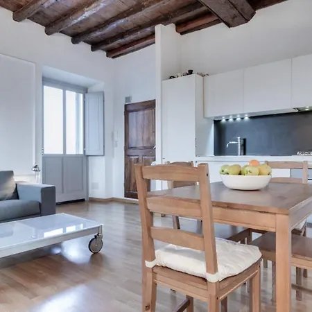 Ampio Bilocale Vista Mozzafiato Sulle Alpi! Daire *