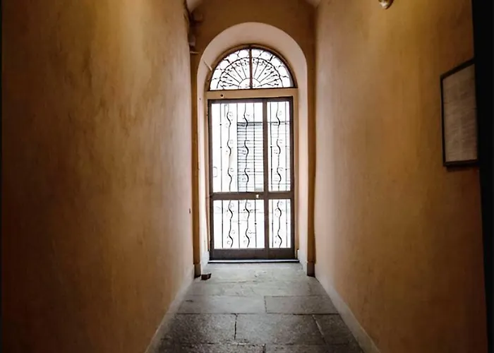 Ampio Bilocale Vista Mozzafiato Sulle Alpi! Apartmán